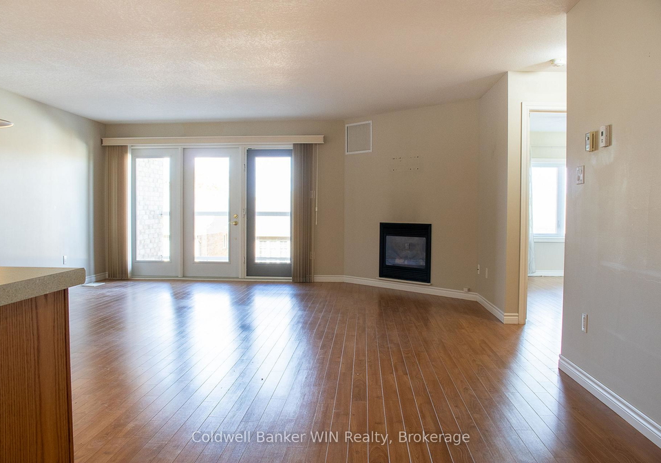 401-birmingham-street-e-wellington-north-ontario-x12516920