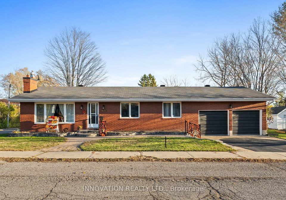 87-stephen-street-mississippi-mills-ontario-x12517206