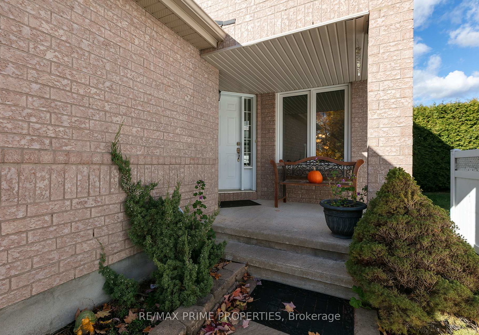 1545-senateurs-way-ottawa-ontario-x12517334