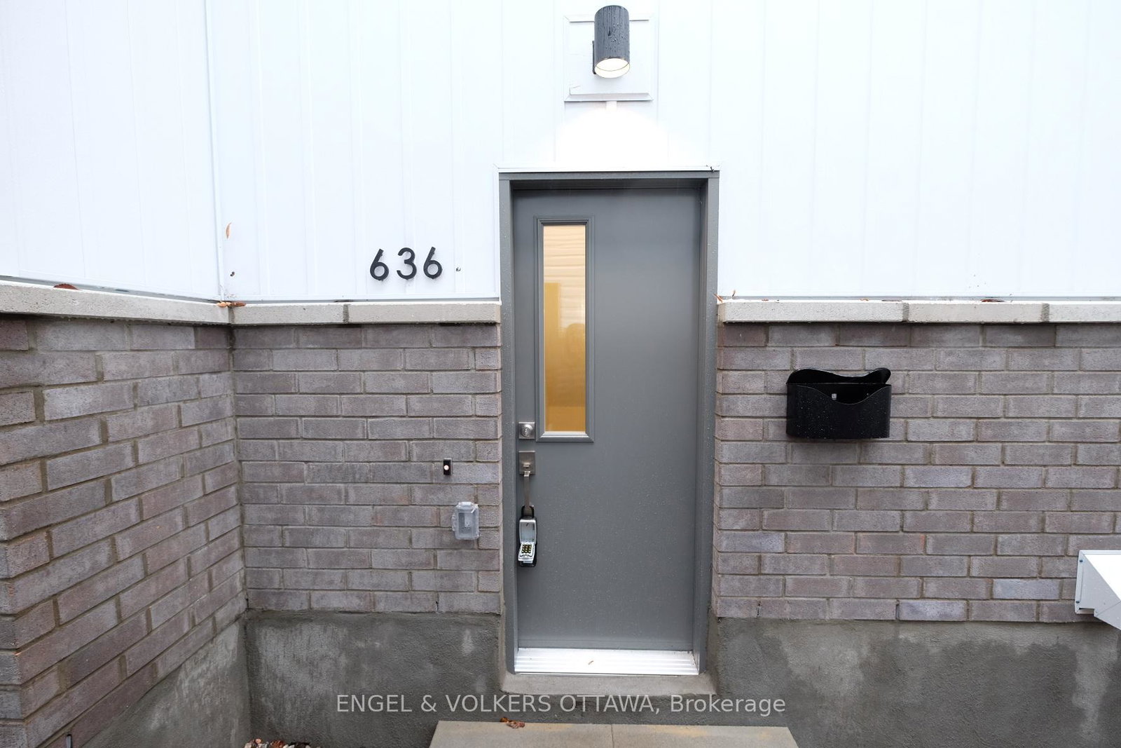 636-hochelaga-street-overbrook-castleheights-and-area-ottawa-ontario-x12517696