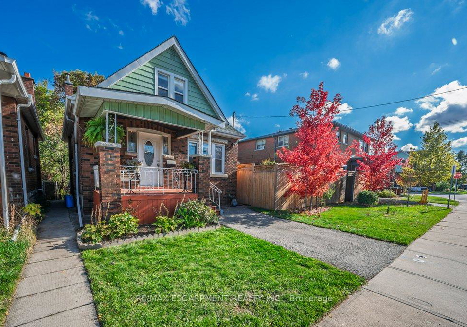 128-crosthwaite-avenue-n-hamilton-ontario-x12517706
