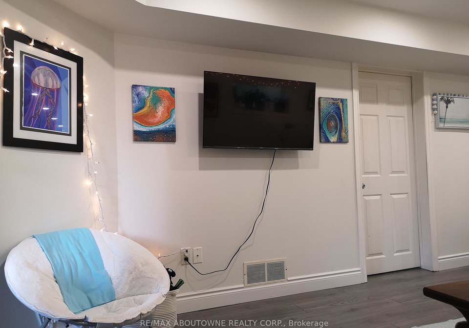 53-boulder-crescent-guelph-ontario-x12518256