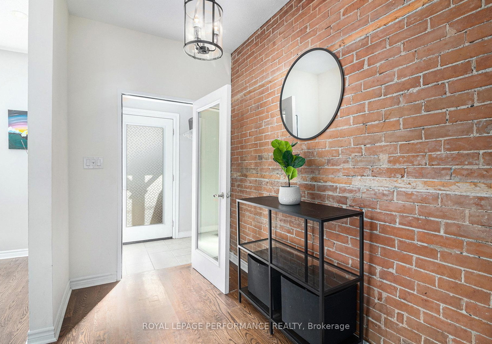 55-argyle-avenue-ottawa-ontario-x12518398