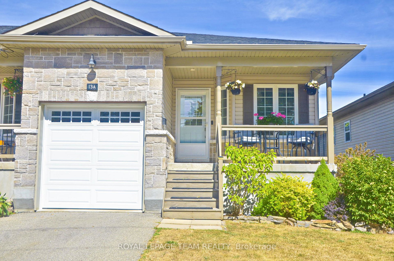 13a-centre-street-n-brockville-ontario-x12518856