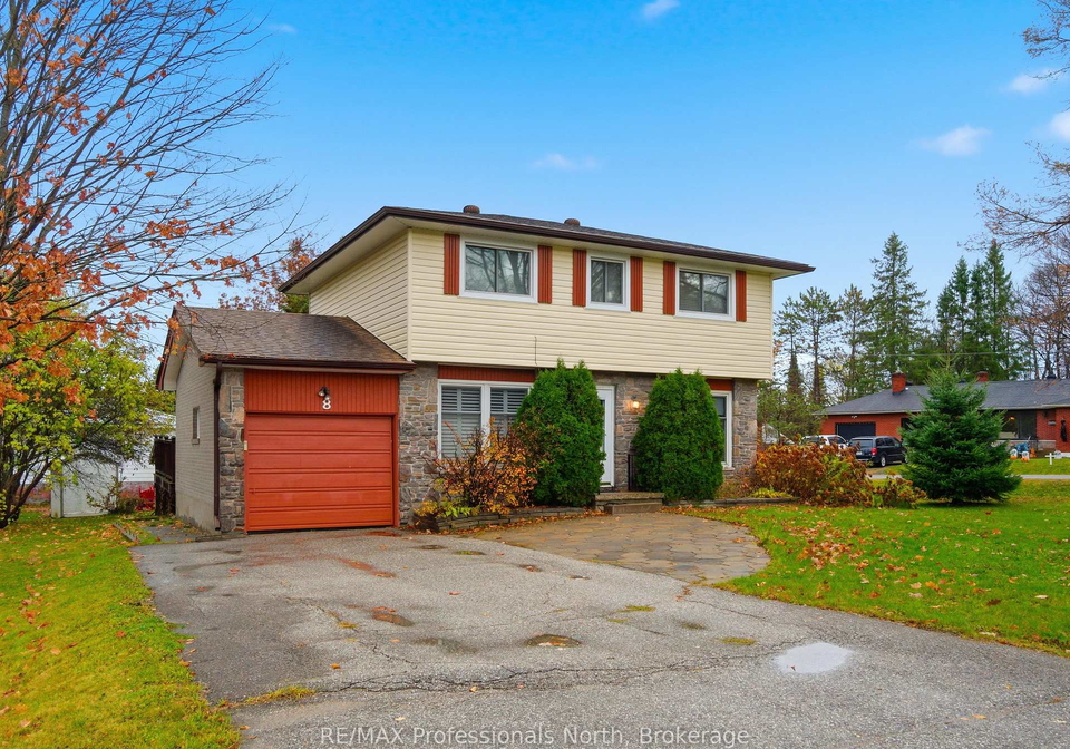 8-pleasant-avenue-huntsville-ontario-x12518904