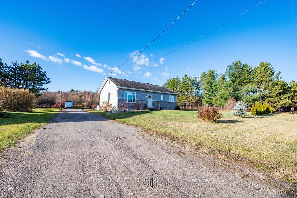1265-haley-road-whitewater-region-ontario-x12519328