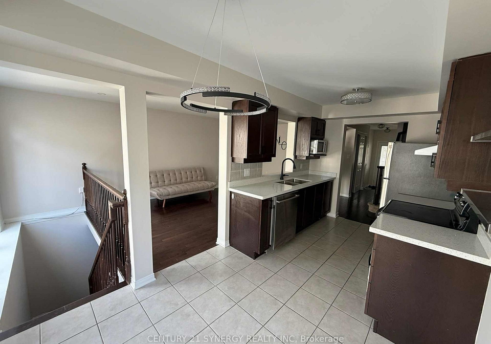 554-ashbourne-crescent-ottawa-ontario-x12520110