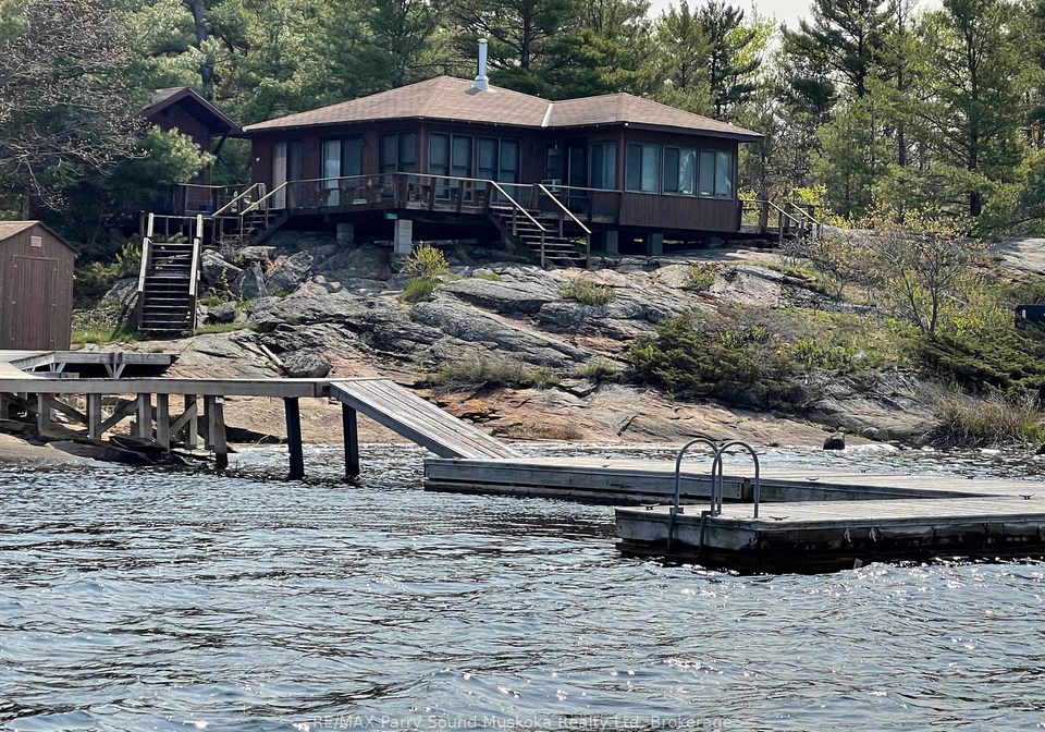 1260-georgian-bay-the-archipelago-ontario-x12520754