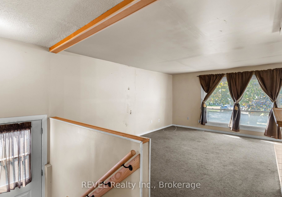 5016-gage-court-niagara-falls-ontario-x12521372