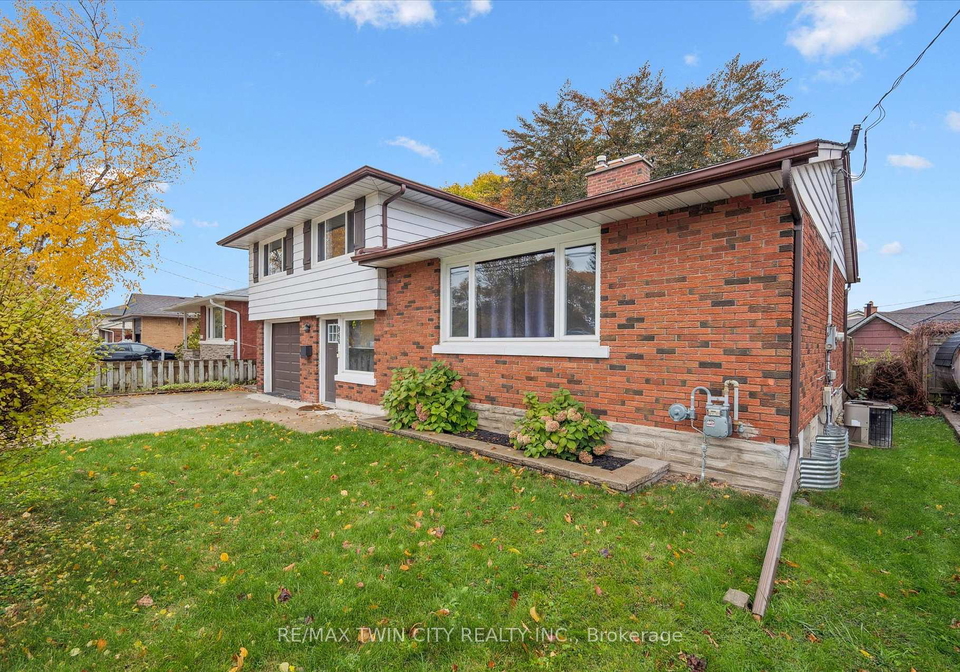 944-concession-drive-cambridge-ontario-x12521620