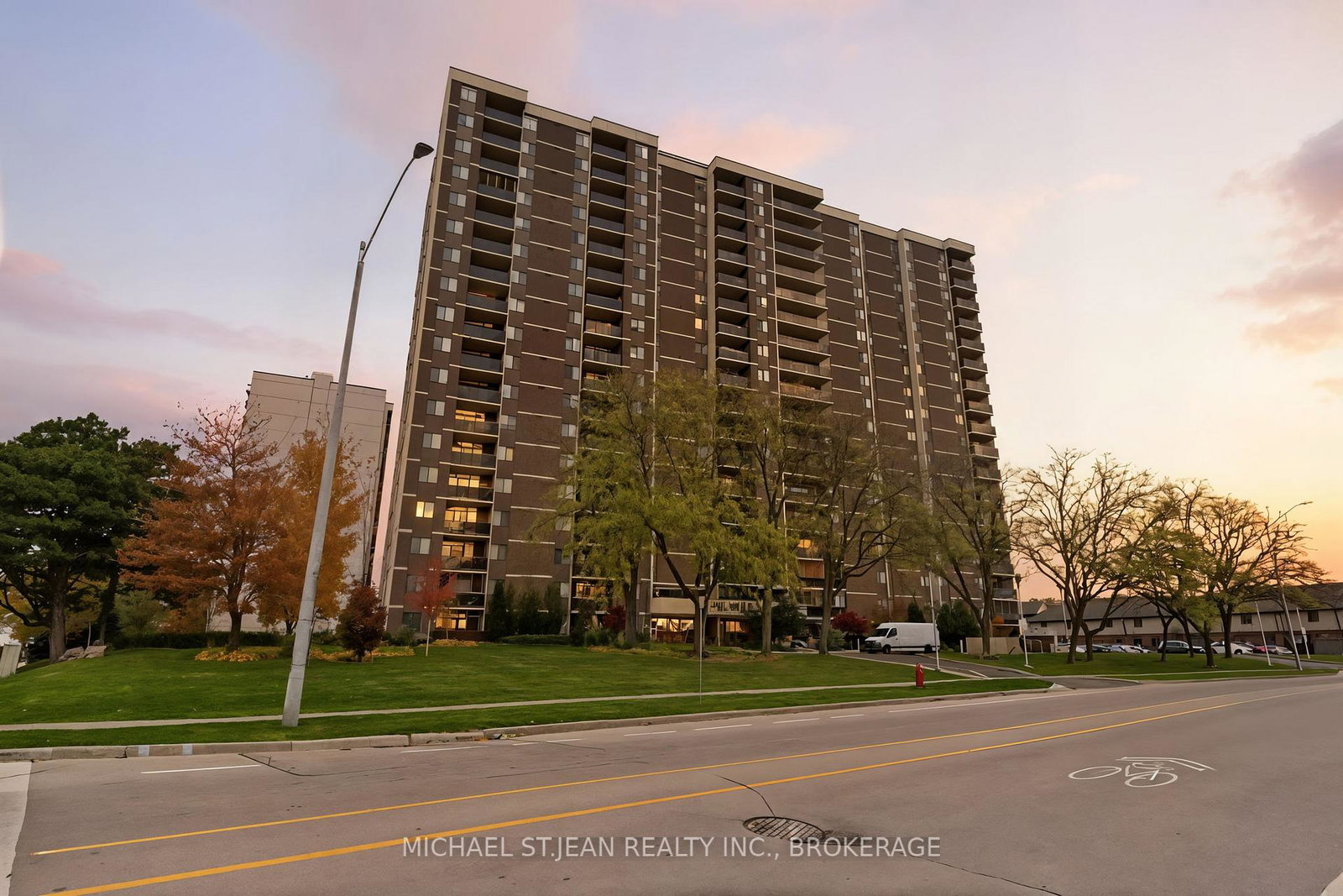 301-frances-avenue-hamilton-ontario-x12521874