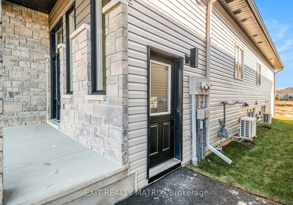 548-regina-street-russell-ontario-x12521906