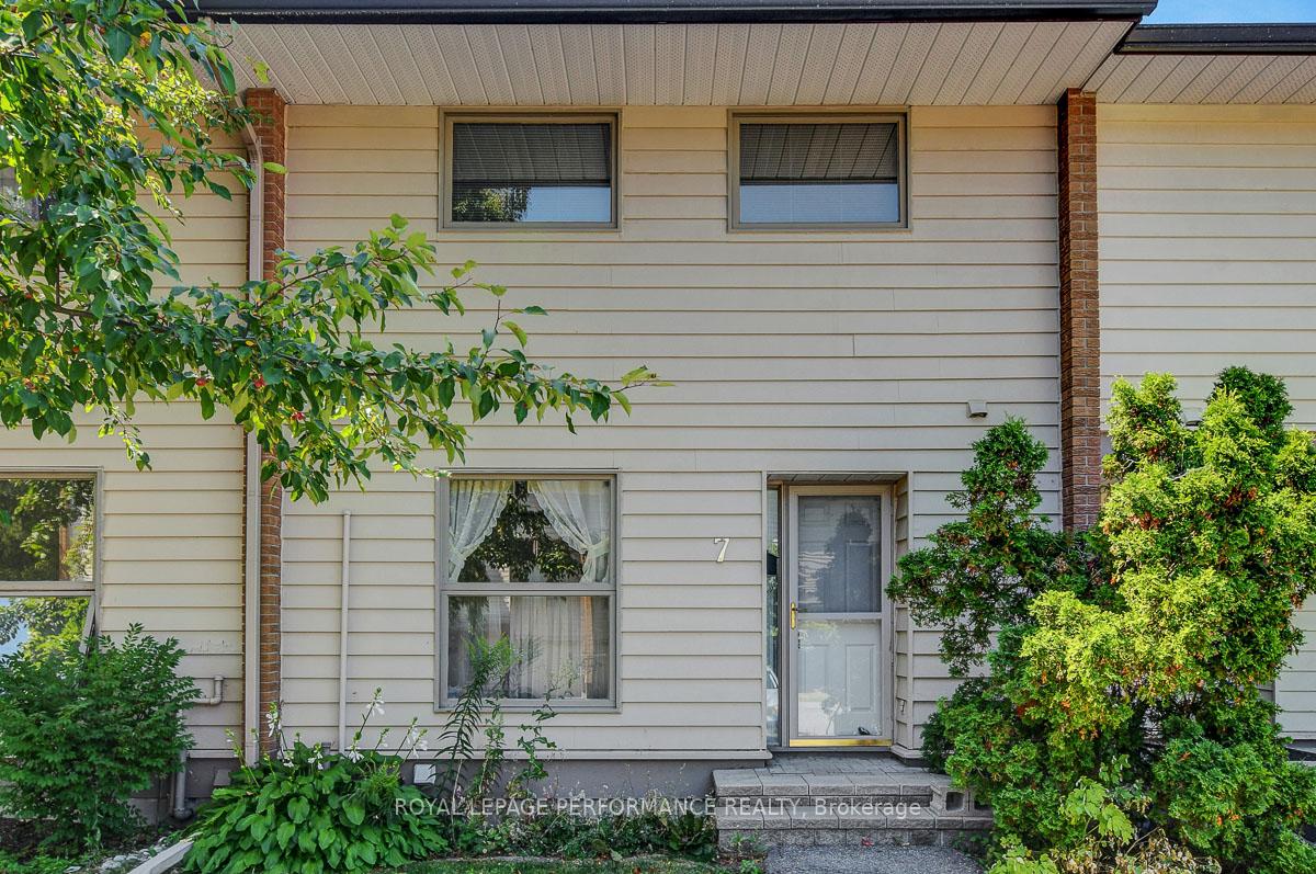 7-carmichael-court-kanata-ontario-x12522476