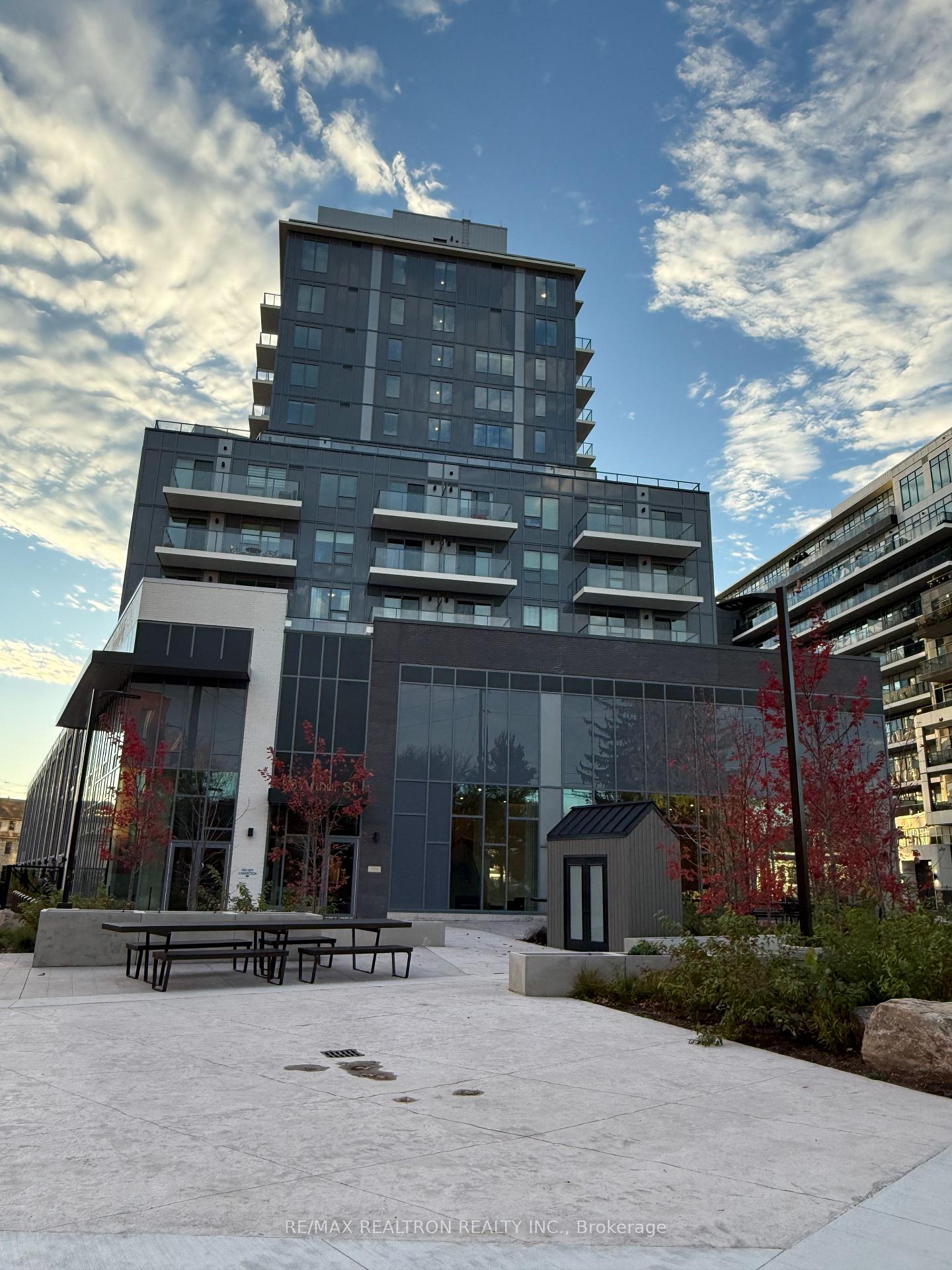 93-arthur-street-s-guelph-ontario-x12522598
