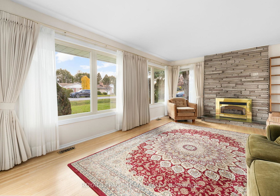 11-cherrywood-drive-ottawa-ontario-x12523222