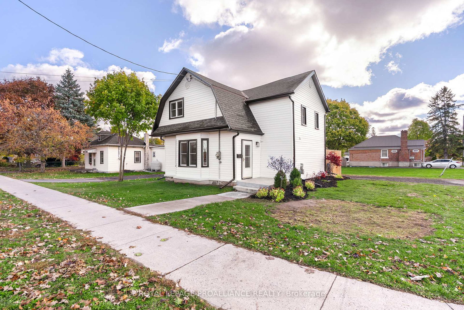 97-donald-street-s-belleville-ontario-x12523940