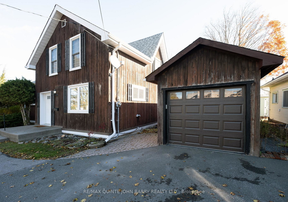 23-south-street-quinte-west-ontario-x12524666