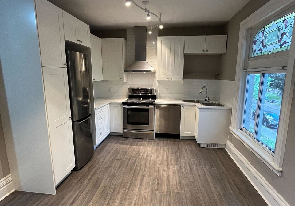 68-east-avenue-n-hamilton-ontario-x12524710
