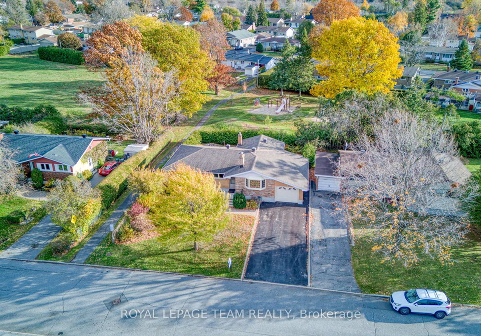 12-oakview-avenue-ottawa-ontario-x12525058