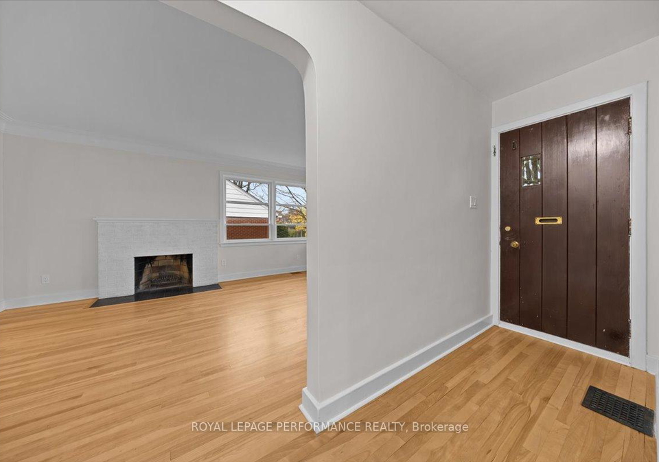 234-knox-crescent-ottawa-ontario-x12525068