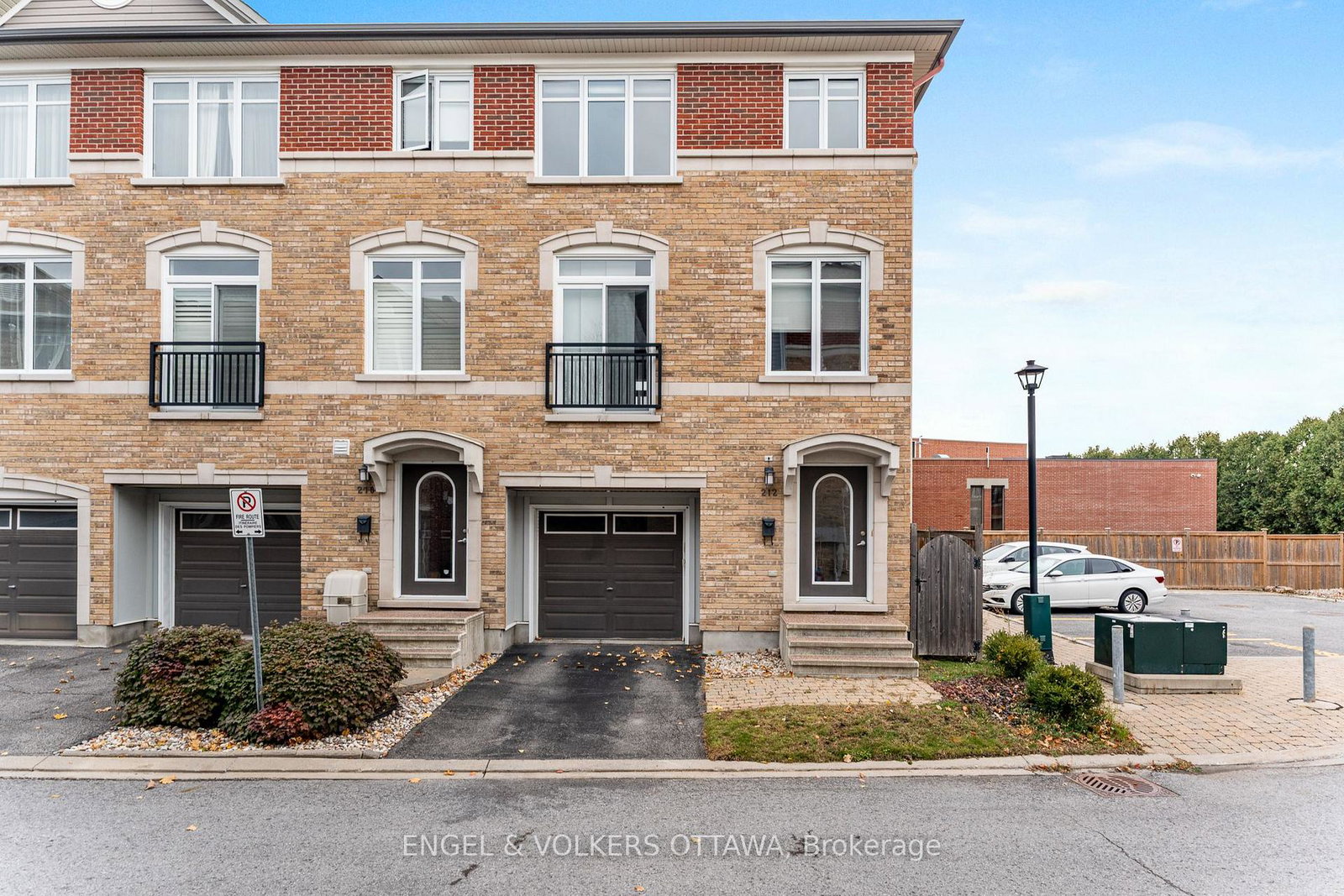 212-accolade-private-ottawa-ontario-x12525246