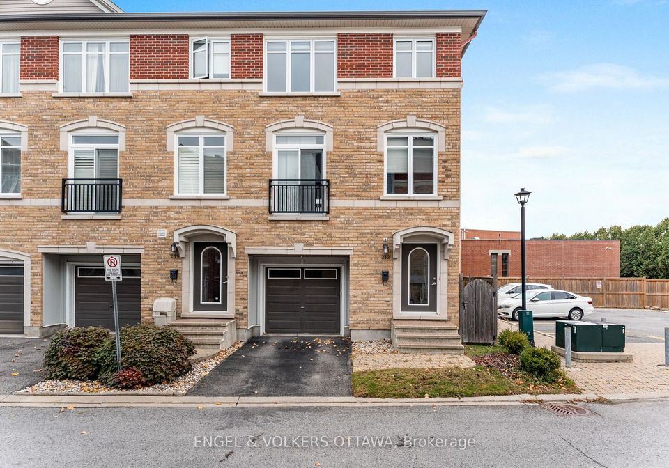 212-accolade-private-ottawa-ontario-x12525246