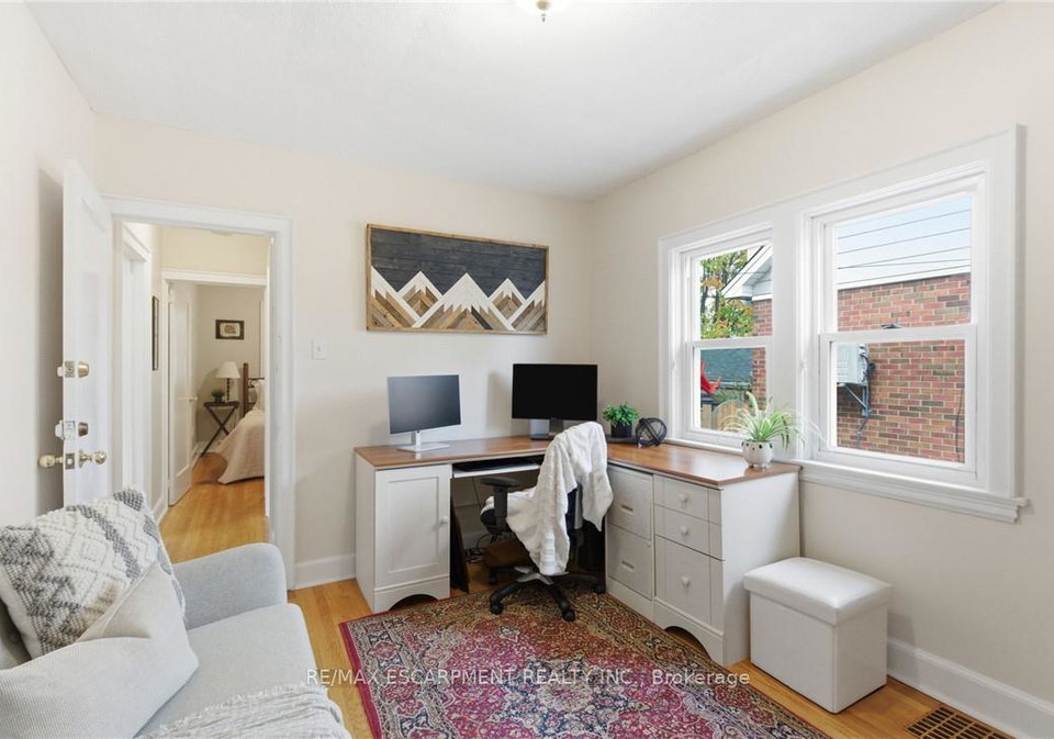 76-east-15th-street-hamilton-ontario-x12525730