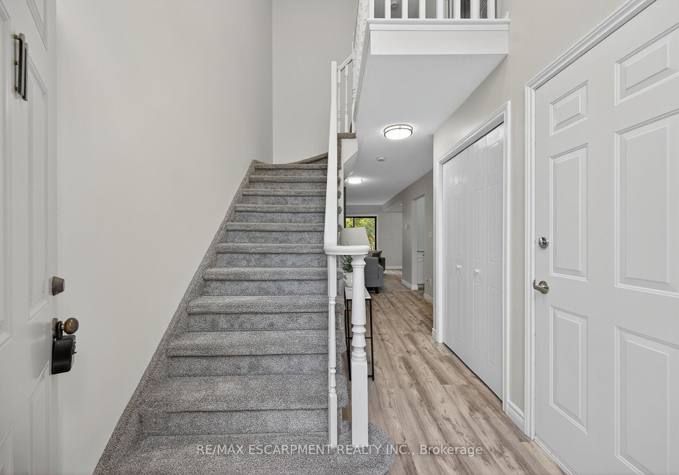 54-argyle-street-s-haldimand-ontario-x12525850