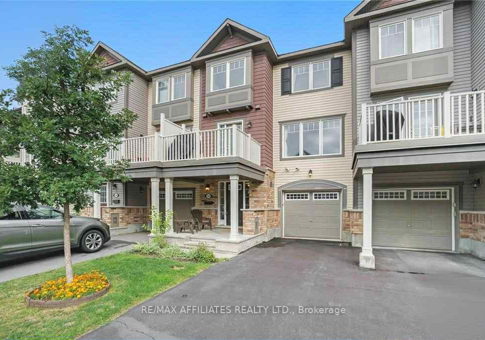 596-foxlight-circle-kanata-ontario-x12526204
