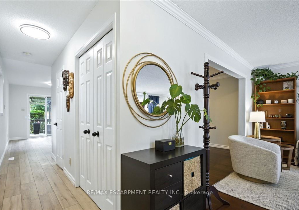 38-locke-street-s-hamilton-ontario-x12526644