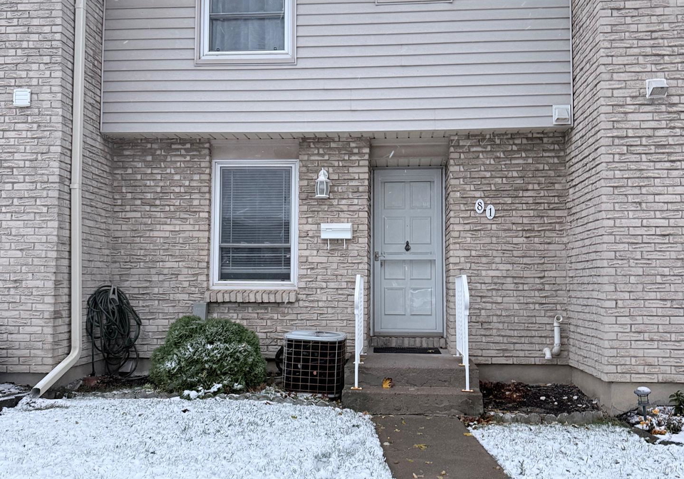 242-lakeport-road-st-catharines-ontario-x12527206