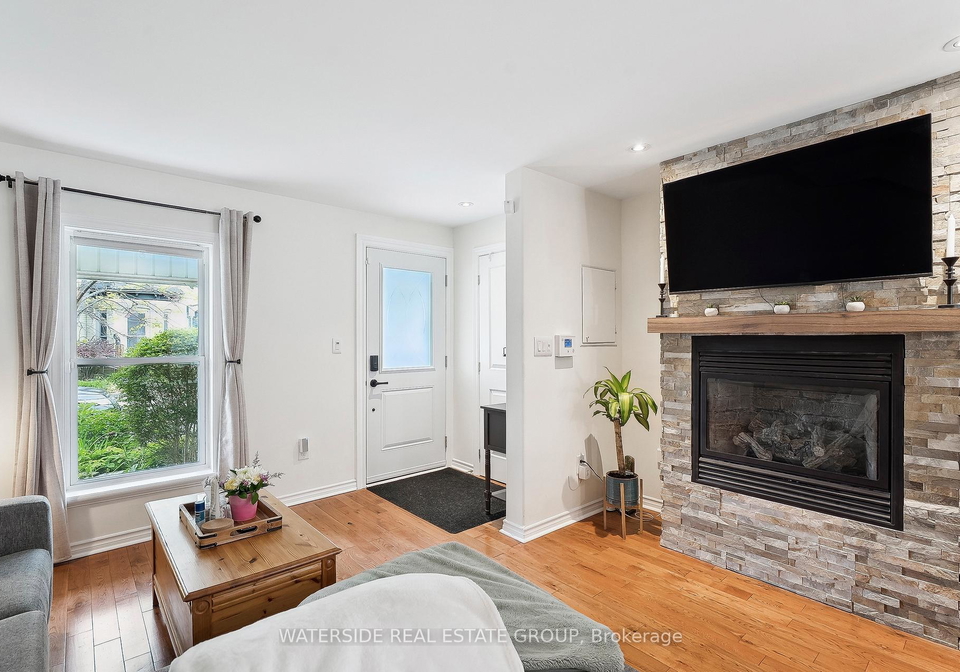 75-ray-street-n-hamilton-ontario-x12527286