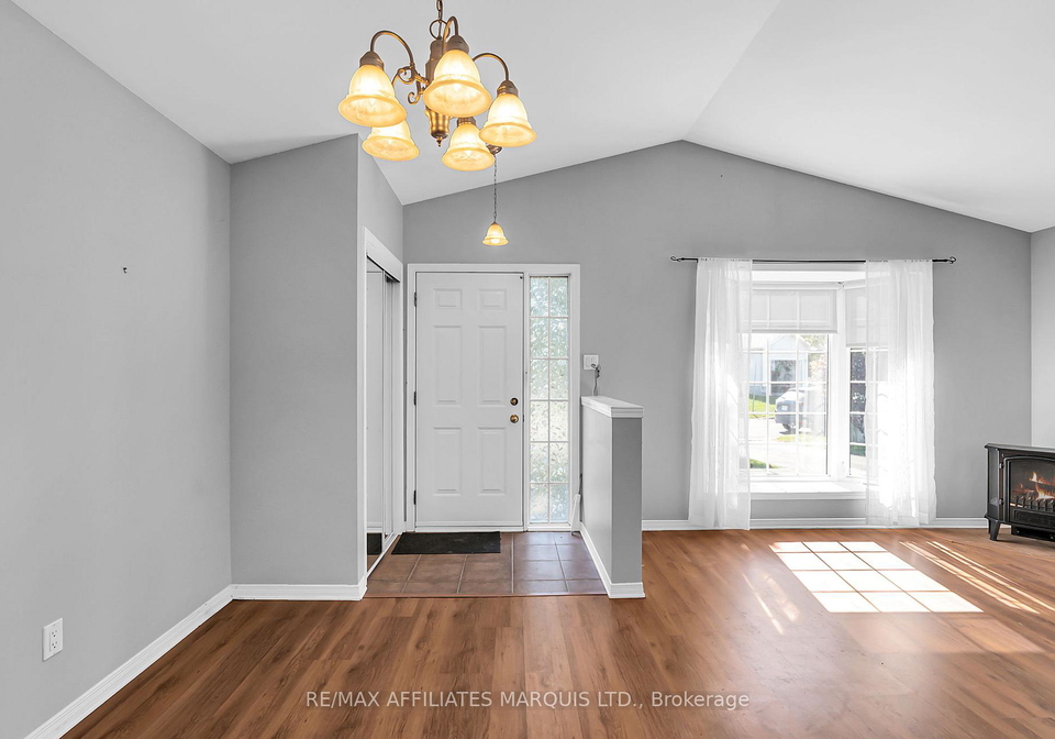 1542-joseph-court-cornwall-ontario-x12527750