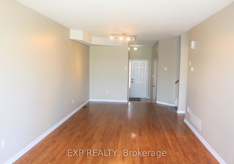 176-colliston-crescent-ottawa-ontario-x12527816