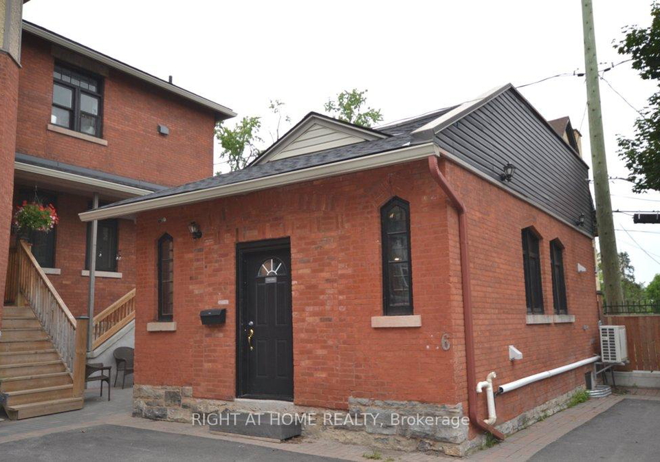 17-marlborough-avenue-lower-town-sandy-hill-ottawa-ontario-x12528132