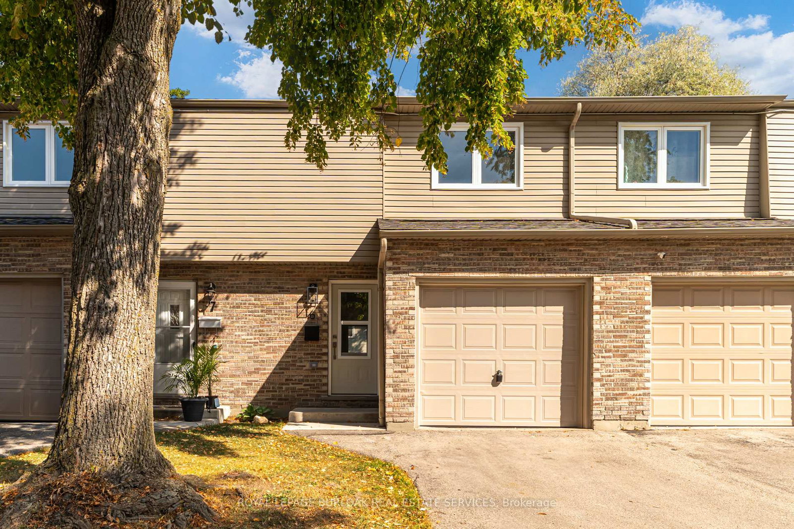 139upper-ottawa-street-hamilton-ontario-x12528196