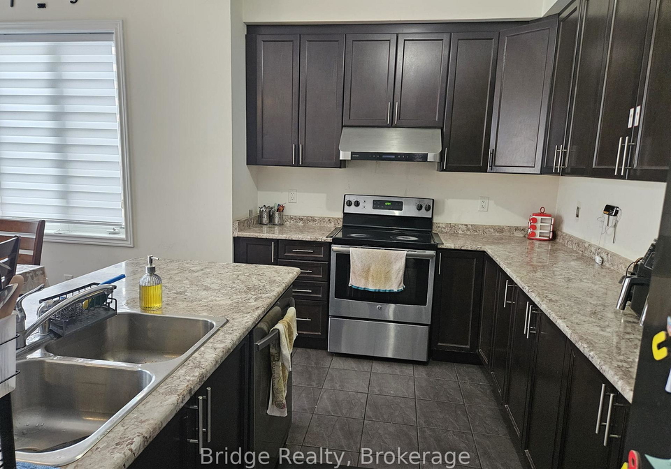 1060-upper-thames-drive-woodstock-ontario-x12528548