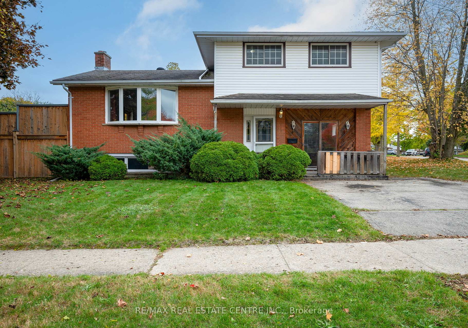 18-kingston-crescent-kitchener-ontario-x12528660
