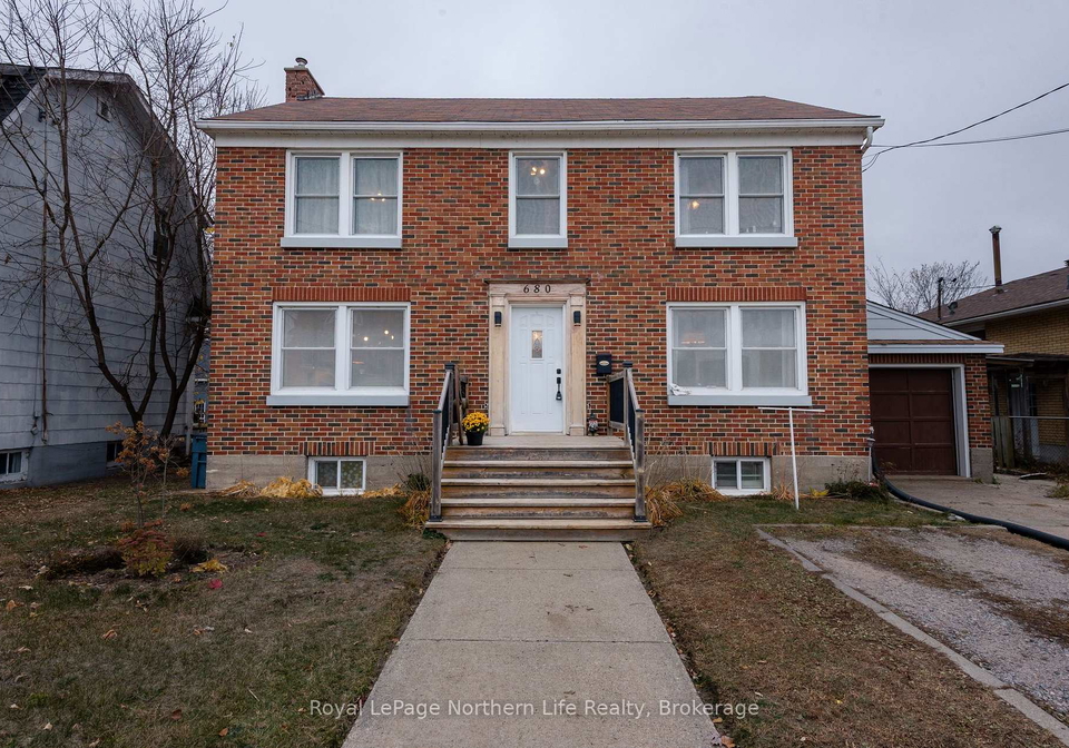 680-main-street-w-north-bay-ontario-x12528960