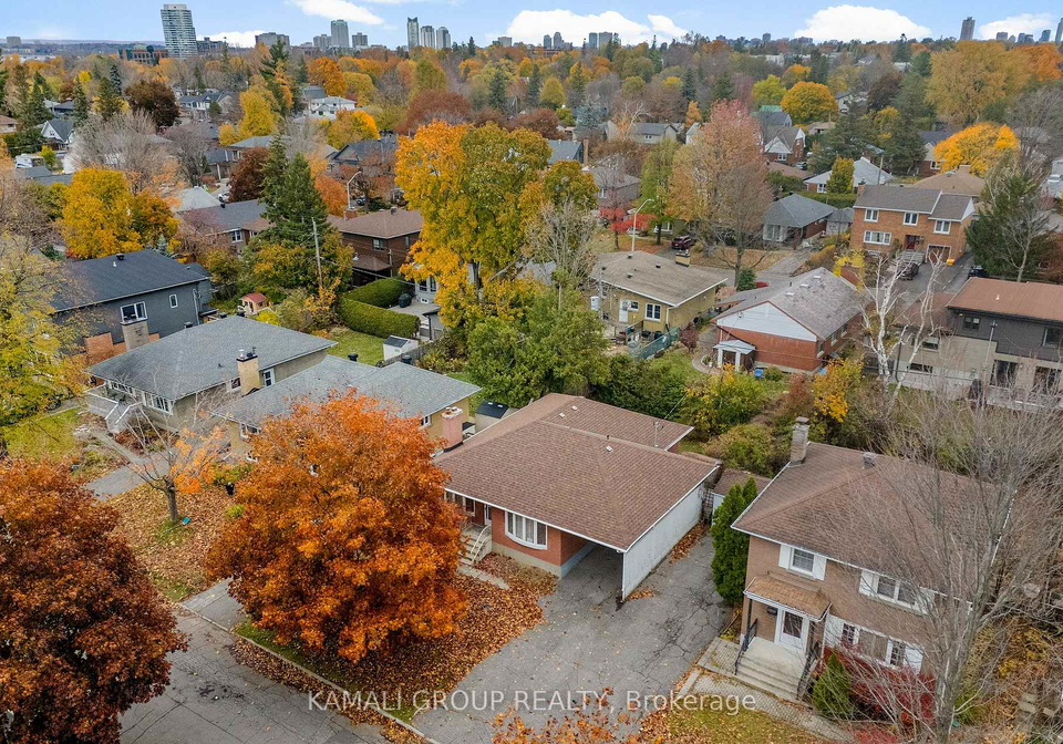 683-courtenay-avenue-ottawa-ontario-x12529096