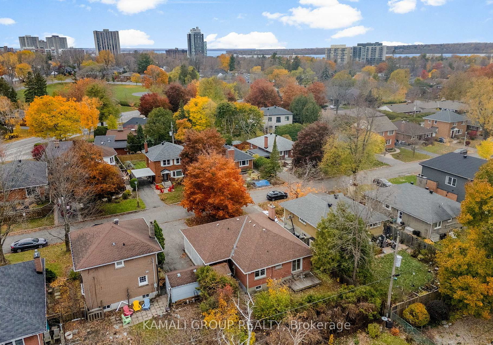 683-courtenay-avenue-ottawa-ontario-x12529096