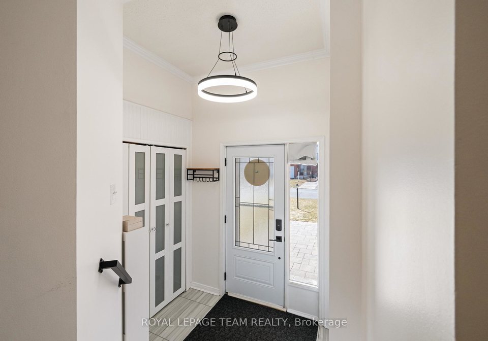 19-armadale-crescent-ottawa-ontario-x12529160