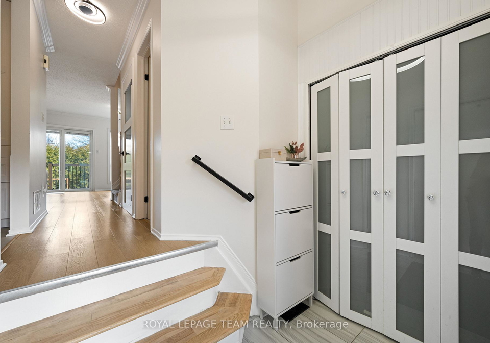 19-armadale-crescent-ottawa-ontario-x12529160