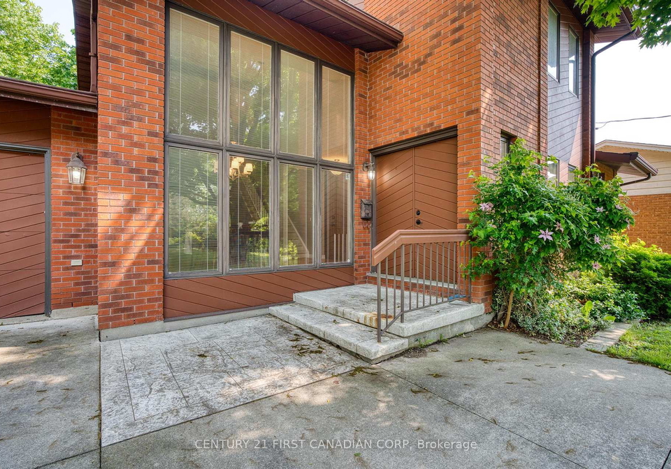 285-riverside-drive-london-north-ontario-x12529194