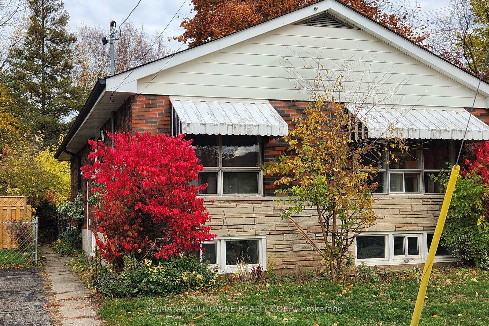 12-ramsey-crescent-hamilton-ontario-x12529428