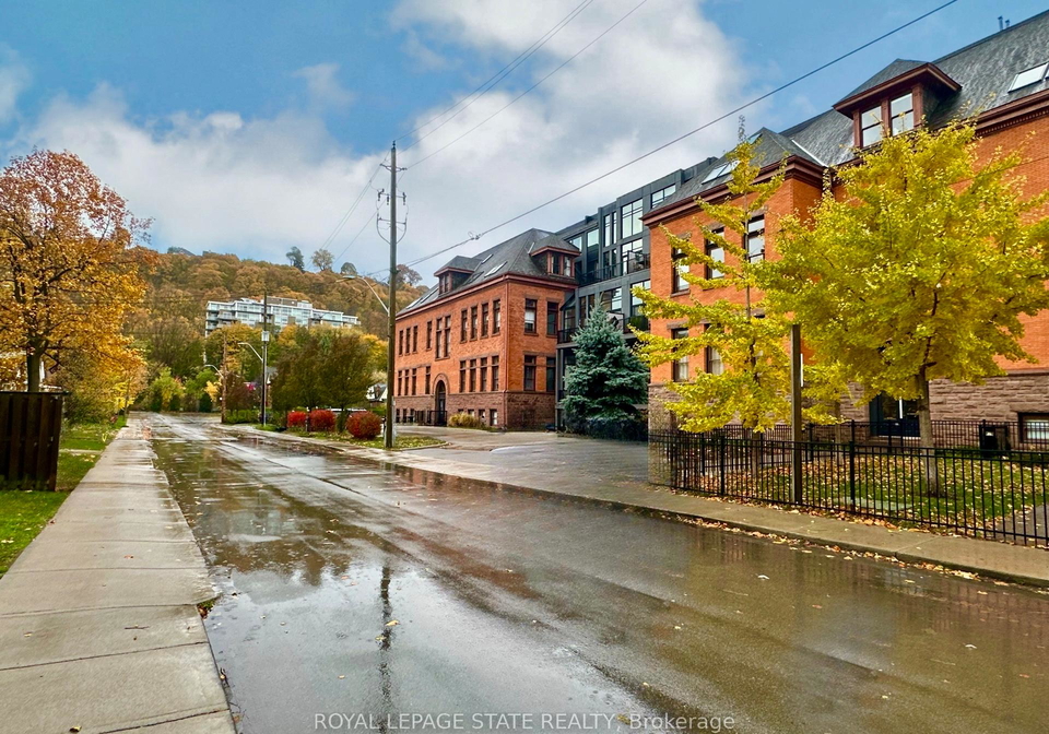 200-stinson-street-hamilton-ontario-x12529860