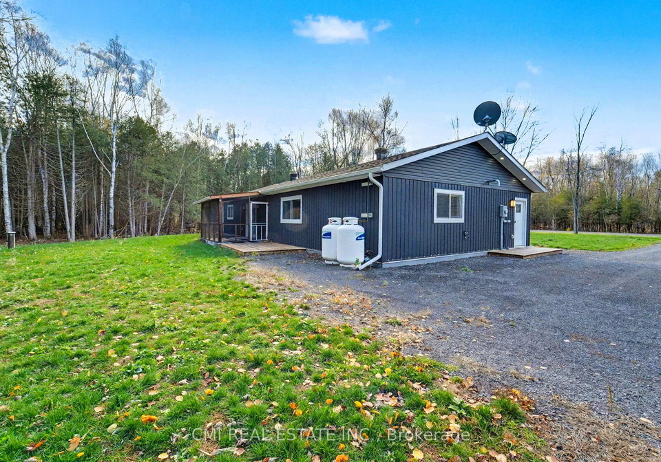 16595-willy-allan-road-south-stormont-ontario-x12529908