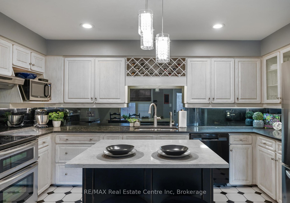 94-woodlawn-road-e-guelph-ontario-x12530370