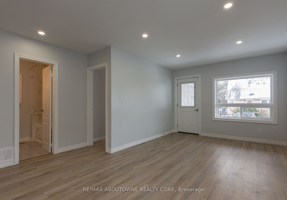554-mary-street-hamilton-ontario-x12530790