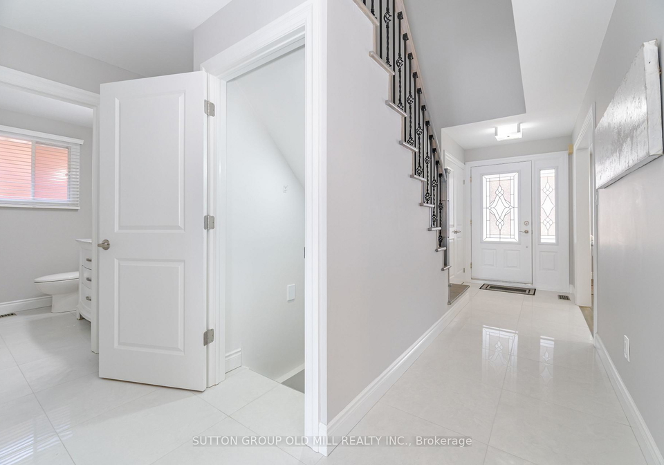93-indian-crescent-hamilton-ontario-x12530962